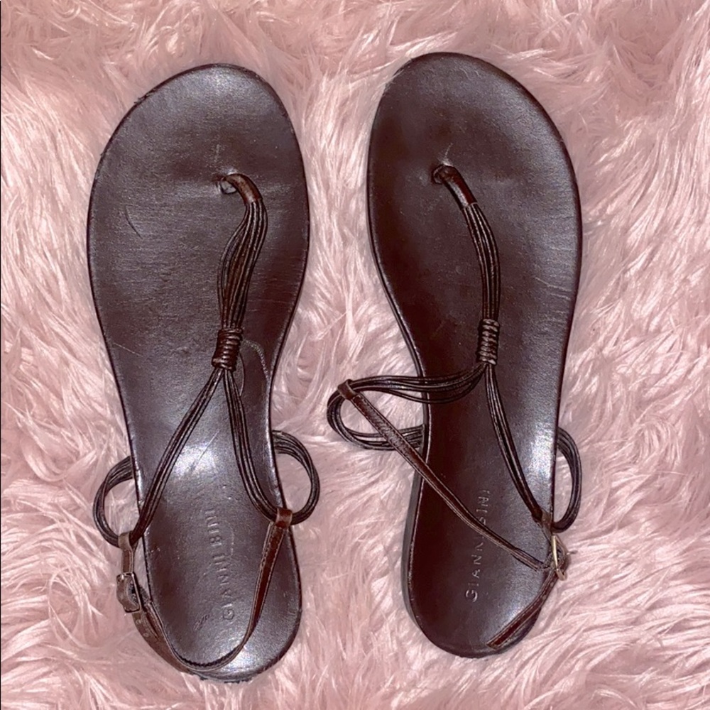 Gianna bini brown sandals!